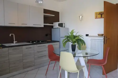 Chiara Otto, Maison à Lazise près du lac de Garde - Photo 8