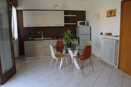 Chiara Otto, Maison à Lazise près du lac de Garde - Photo 9