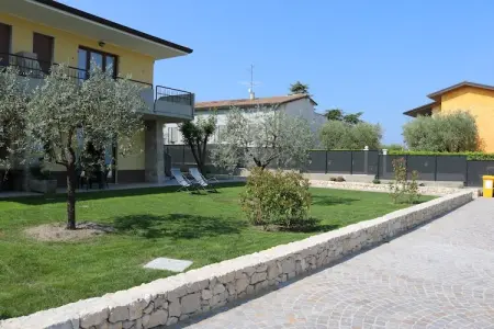 Chiara Dodici, Maison à Lazise près du lac de Garde - Photo 2