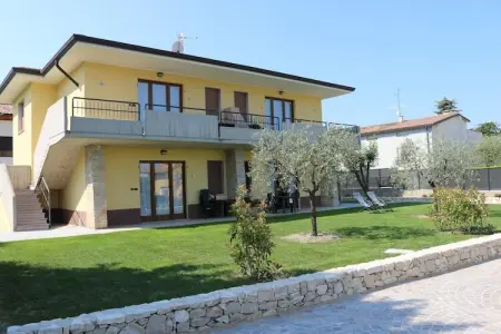 Chiara Dodici, Maison à Lazise près du lac de Garde - Photo 5