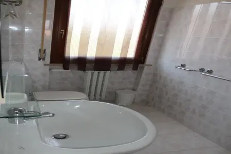 Chiara Dodici, Maison à Lazise près du lac de Garde - Photo 21