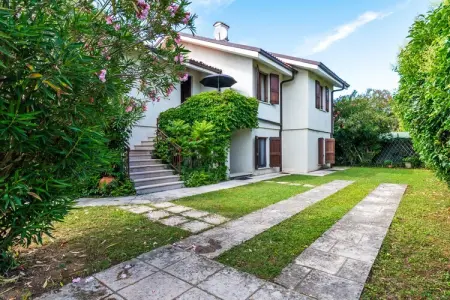 Dugale-Lanzoni, Villa au bord du lac de Garde avec piscine privée, jardin et accès direct au lac - Photo 7