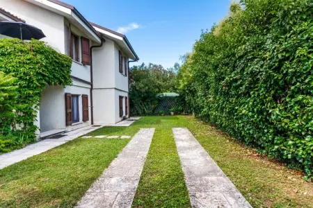 Dugale-Lanzoni, Villa au bord du lac de Garde avec piscine privée, jardin et accès direct au lac - Photo 36