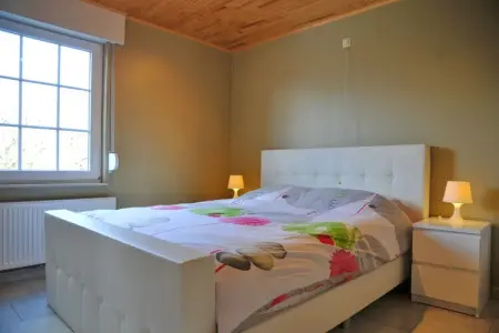 Le Bonheur, Maison dans les Ardennes avec Jacuzzi - Photo 2
