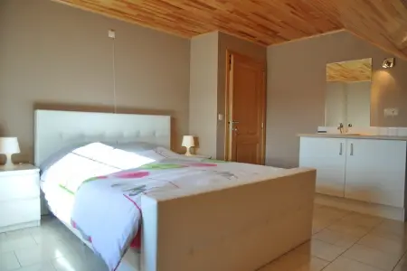 Le Bonheur, Maison dans les Ardennes avec Jacuzzi - Photo 6