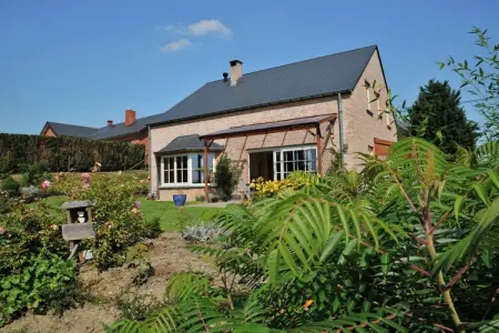 Villa Achille, Chalet à Somme-Leuze avec Spa et Sauna - Photo 10