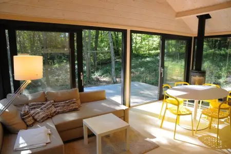 Droles d'écureuil, Chalet à Oignies près de la frontière française - Photo 7