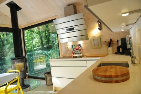 Droles d'écureuil, Chalet à Oignies près de la frontière française - Photo 10