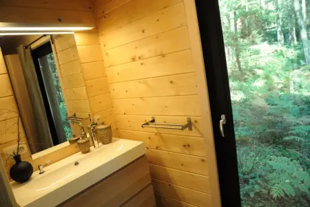 Droles d'écureuil, Chalet à Oignies près de la frontière française - Photo 15