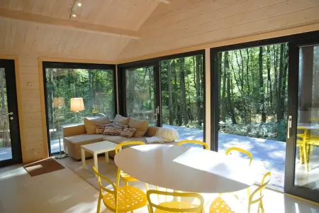 Droles d'écureuil, Chalet à Oignies près de la frontière française - Photo 21
