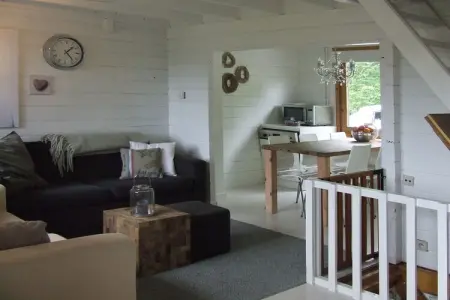 Balcon Petite Suisse, Chalet confortable dans les Ardennes avec piscine - Photo 3