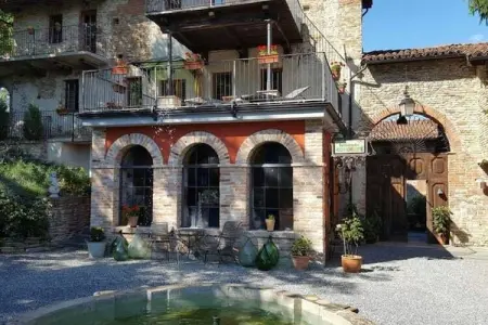 Casa Alba, Manoir à Langhe avec Piscine et Vignoble - Photo 5