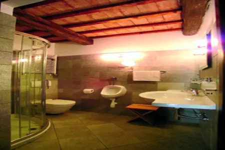 Mondovì, Manoir à Langhe avec Piscine et Vignoble - Photo 19