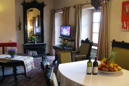 Carrù, Manoir à Langhe avec Piscine et Vignoble - Photo 10