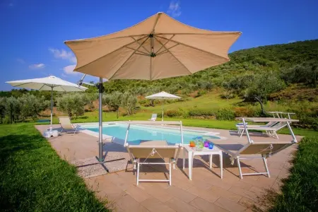 San Martino Ulivi, Villa à Cortona avec Piscine et Vue sur Chiana - Photo 2