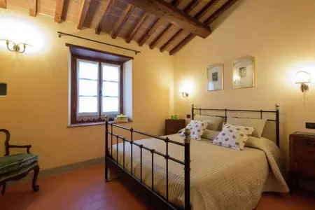 San Martino Ulivi, Villa à Cortona avec Piscine et Vue sur Chiana - Photo 10