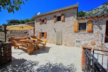 Villa Ivana, Maison à Starigrad avec Vue sur Mer - Photo 5