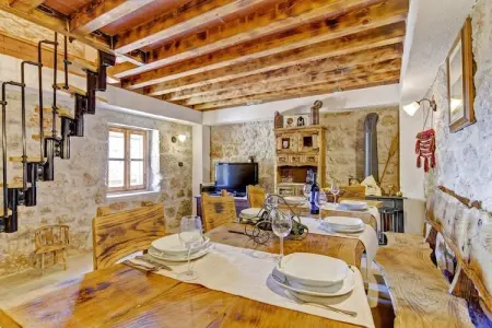 Villa Ivana, Maison à Starigrad avec Vue sur Mer - Photo 9