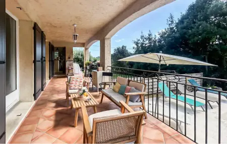 Maison 10 personnes à Vallauris - Photo 1