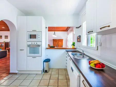 Villa Requesens, chaleureuse et ensoleillée à 400 m de la plage - Photo 10