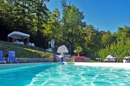 Gualtierottivilla, Villa à Pistoia avec Piscine Chauffée - Photo 4