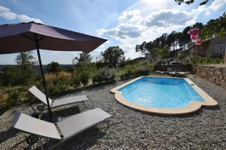 Villa Joyeuse 38, Impressionnante villa avec vue sur la colline - Photo 1