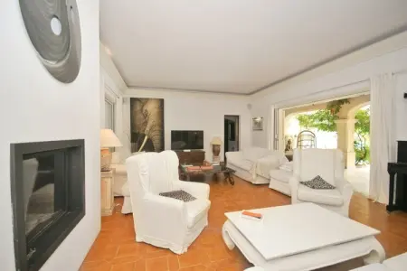 Villa Le Muy, Villa de luxe avec jacuzzi chauffé et jardin - Photo 5
