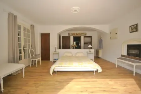 Villa Le Muy, Villa de luxe avec jacuzzi chauffé et jardin - Photo 20