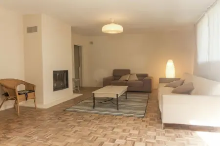 AR19, Maison à Loupia avec piscine privée - Photo 4