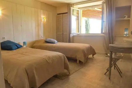 AR19, Maison à Loupia avec piscine privée - Photo 9
