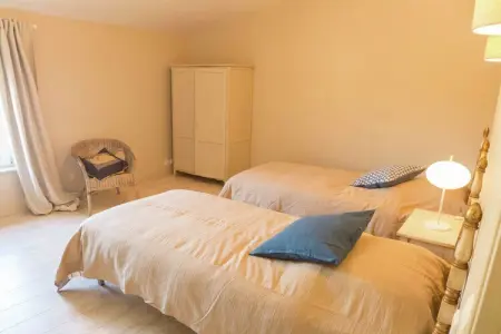 AR19, Maison à Loupia avec piscine privée - Photo 11