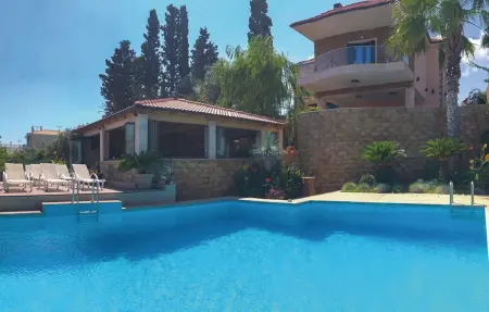 Maison 8 personnes à Petalou, Korinthias - Photo 2