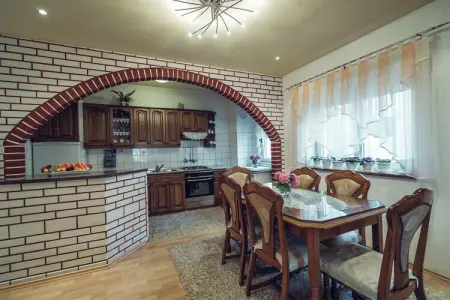 Villa Sucur, Maison de vacances א Imotski avec piscine - Photo 3