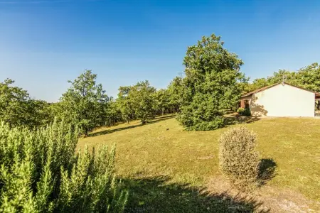 Salignac, Maison de vacances au calme avec piscine partagée - Photo 20