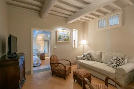Villa Chiara, Maison à Cortona avec Piscine et Vue sur Vallée - Photo 1