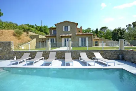 Villa Chiara, Maison à Cortona avec Piscine et Vue sur Vallée - Photo 6