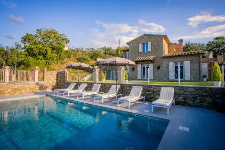 Villa Chiara, Maison à Cortona avec Piscine et Vue sur Vallée - Photo 8