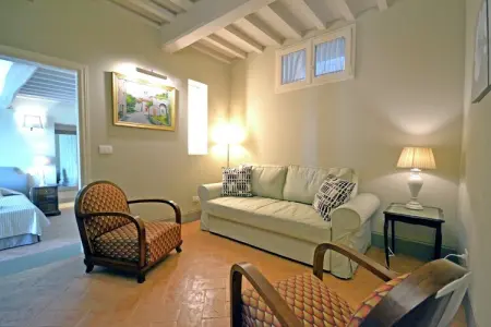 Villa Chiara, Maison à Cortona avec Piscine et Vue sur Vallée - Photo 12