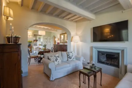 Villa Chiara, Maison à Cortona avec Piscine et Vue sur Vallée - Photo 13