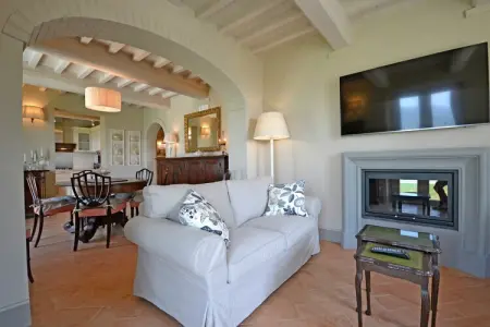 Villa Chiara, Maison à Cortona avec Piscine et Vue sur Vallée - Photo 15