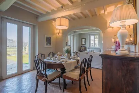 Villa Chiara, Maison à Cortona avec Piscine et Vue sur Vallée - Photo 16