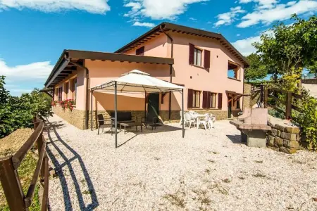 Porcini, Ferme avec piscine à Apecchio - Photo 6