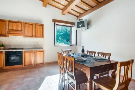 Porcini, Ferme avec piscine à Apecchio - Photo 14