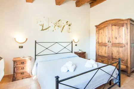 Porcini, Ferme avec piscine à Apecchio - Photo 17