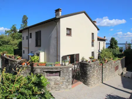 Lo Scoiattolo, Appartement 4 personnes à Belgirate - Photo 1