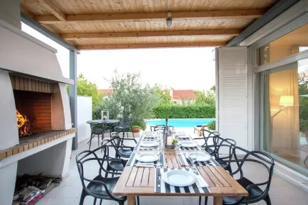 Villa Rotondo, Villa à Kaštel Novi proche plage - Photo 6