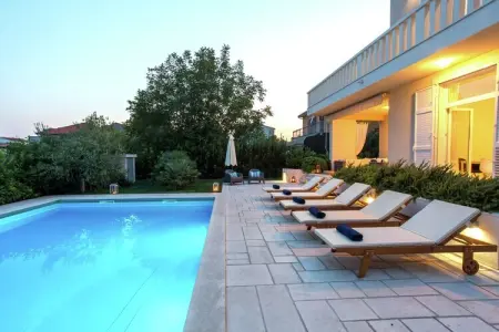 Villa Rotondo, Villa à Kaštel Novi proche plage - Photo 8