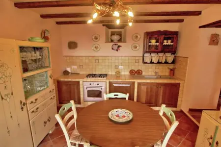 Casale le Capanne, Villa rustique entourée de champs de tournesols - Photo 7