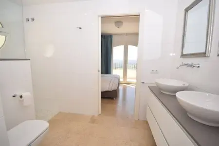 Ojo Azul, Villa au bord de la piscine près de la côte - Photo 27