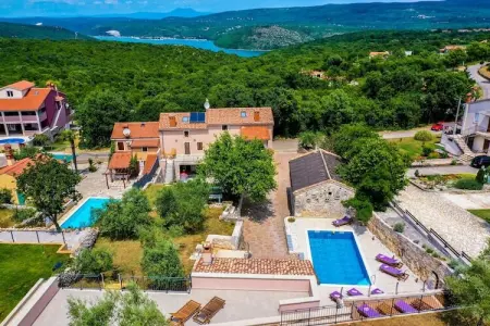Villa paisible à Rakalj avec piscine - Photo 2